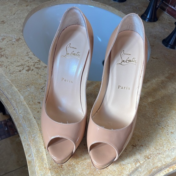 Christian Louboutin lady peep heels - Picture 8 of 14